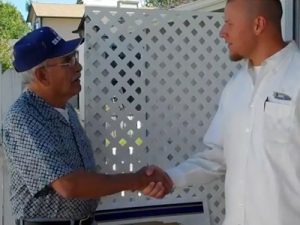 Vivax Pros Painter shaking hands with happy customer